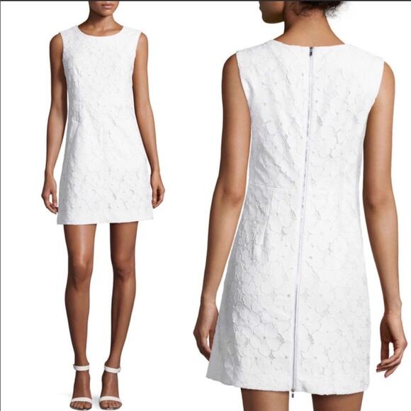 Diane Von Furstenberg Carpreena White Daisy Eyelet Mini Dress 4 - Picture 1 of 10